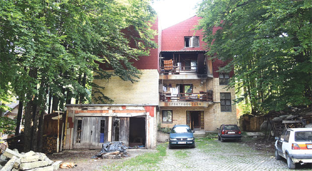 ИЗБЕГЛИЦА ИЗ ГОСПИЋА, О ПУТУ СМРТИ КРОЗ ОЛУЈУ: Због сина бих издржала пакао